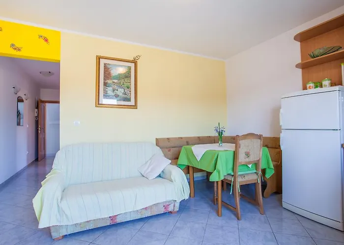 Apartment Tatjana Cres